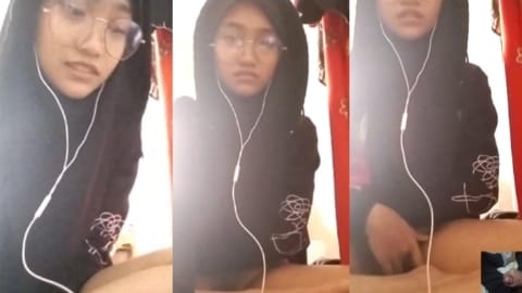 Bokep Indo VCS Aisyah ABG Jilbab Malay Cantik Sange Bikin Crot